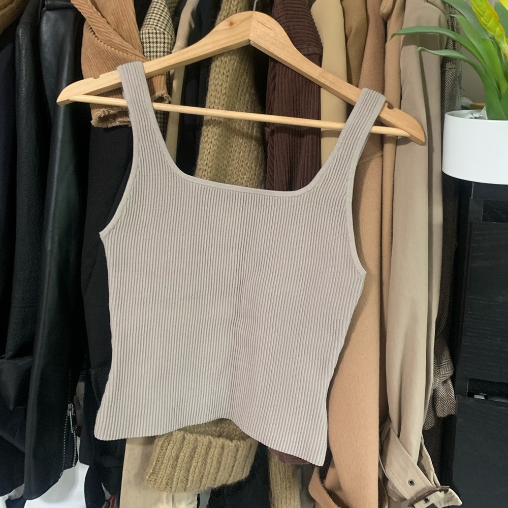 Aritzia Blouse